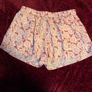 Fifty Street Floral Shorts 🌸